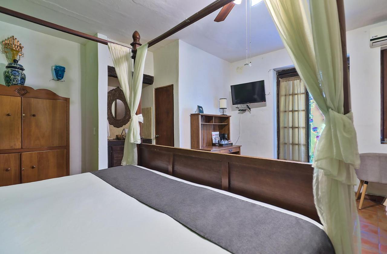 Hotel Rosa Morada Tlaquepaque Buitenkant foto