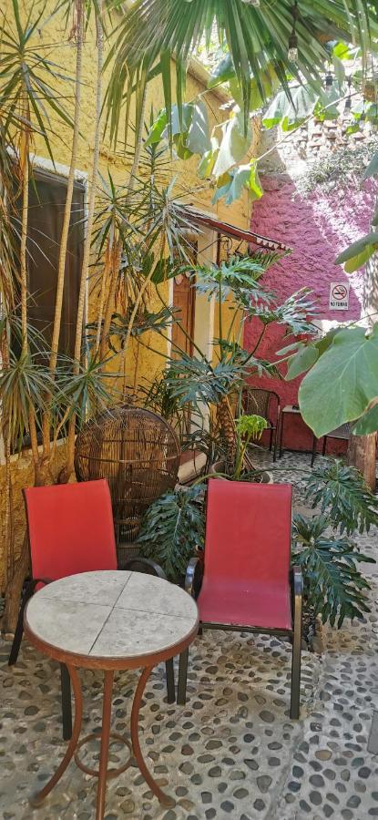 Hotel Rosa Morada Tlaquepaque Buitenkant foto
